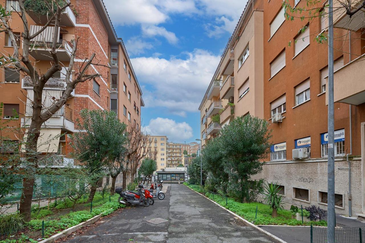 Apartmán Interno 9 A San Pietro Řím Exteriér fotografie